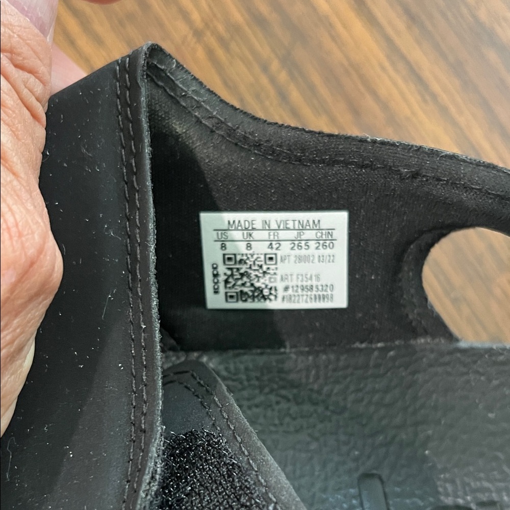Adidas Black and White Strap Sandals - Picture 5 of 5